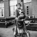 1953 Diny en Tienke